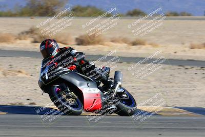 media/Jan-08-2022-SoCal Trackdays (Sat) [[1ec2777125]]/Turn 4 (1145am)/